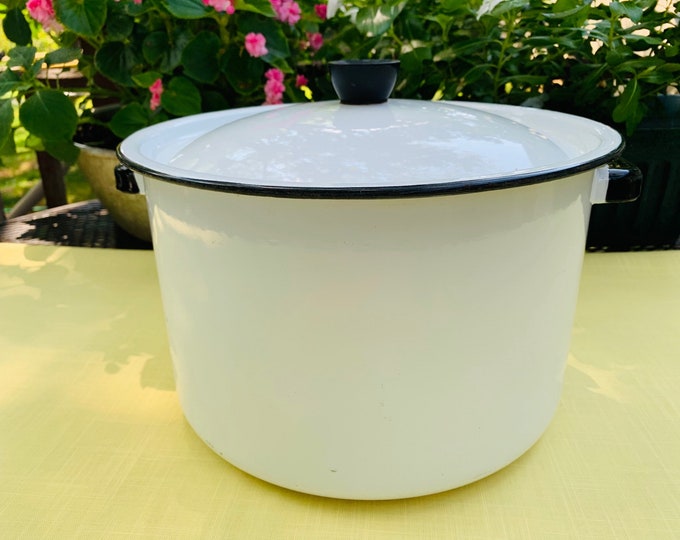 VISION Amber Corning USA / VINTAGE Stock Pot With Cover and Oval Casserole No Cover Etsy