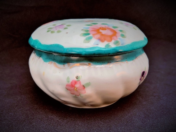 Hand Painted Floral Porcelain Trinket Box, Pink & Purple Flowers Green Rim, Feminine and Delicate Porcelain, Vintage Vanity, Lady's Dresser