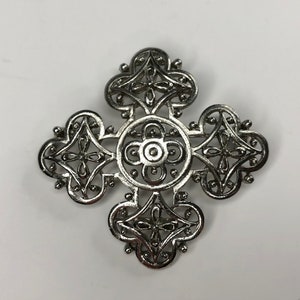 Mid Century Ornate Silver Tone Lisner Maltese Cross Brooch, Vintage Lisner Silver Filigree Cross Pin, Sweater Coat Pin,  Costume Jewelry