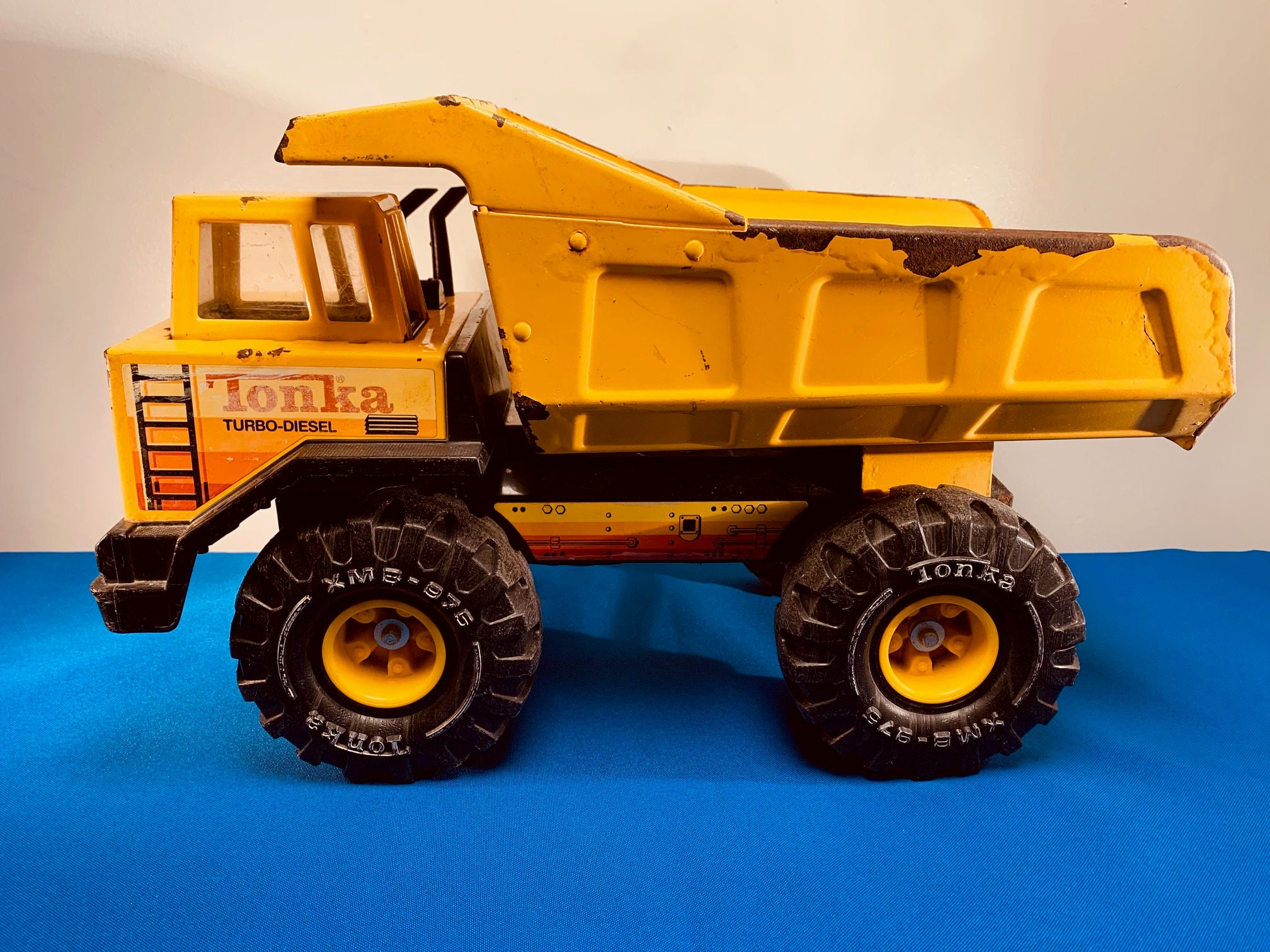 Tonka turbo cheap diesel dump truck
