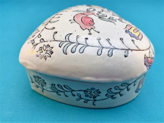 Jenna Hall Inspirations by Toyo Trinket Box H.F.P. Macau, Pink