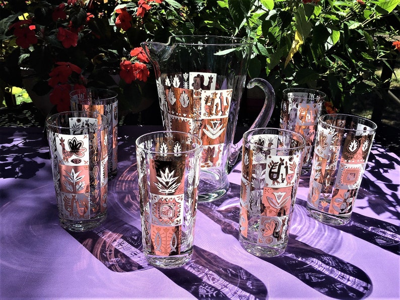 Clear Glass w Gold Folk Art Roosters shops Pitcher & 6 Glass Set, Pitcher and Tumblers, Mid Century Drinking Set, Applied Handle, Folded Spout