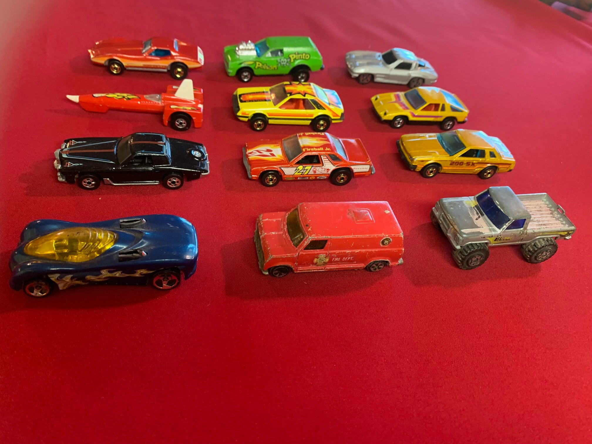 Hot Wheels Collectors Set and Cars, Vintage,red - Etsy
