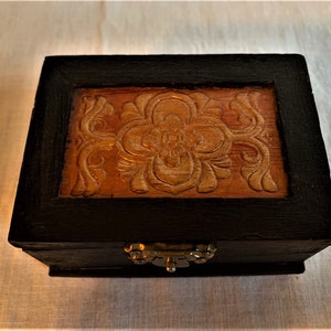 Hand Painted Black Wooden Hinged Trinket Box w Orange & Yellow Floral Top, Small Stash Box, Jewelry Hand Painted Storage Box Post Earrings