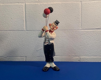 Clown Figurine Holding Balloons Stamped "Great Wall", Gift for Clown Collector, Circus Figure, Collectible, 3 Balloons, Slight Smiling Clown