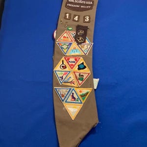 1992 Brownie Sash with Patches and Pins, Girl Scouts USA Freedom Valley PA Troop 143, Collectible Girl Scout Memorabilia, FREE Shipping