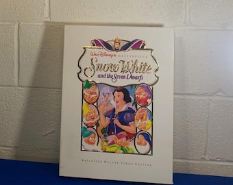 Exclusive Deluxe Video Edition Walt Disney Masterpiece “snow White