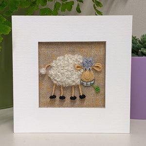 Carte brodée à la main, Broderie main 3D, Mouton