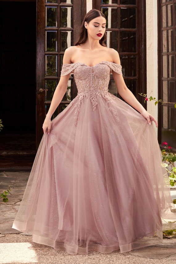 Prom gown off clearance shoulder