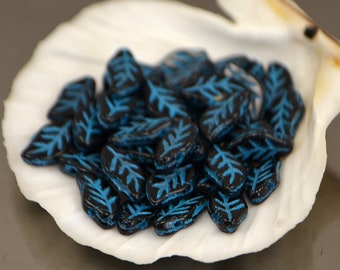 10mm 1V-16 15 Blue Glass Beads with Dark Blue Veins