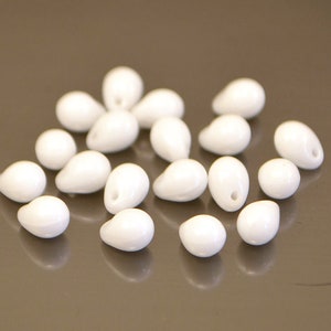 25pcs White 4x6mm|5x7mm Teardrop beads, White teardrop glass beads, Opaque Czech Glass Beads, Czech Teardrop beads, 03000