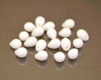 25pcs White 4x6mm|5x7mm Teardrop beads, White teardrop glass beads, Opaque Czech Glass Beads, Czech Teardrop beads, 03000
