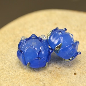 Jelly blue lampwork beads, Flower glass beads, Floral lampwork, Jewelry making beads, Blue flower beads, Artisan lampwork Beads for earrings