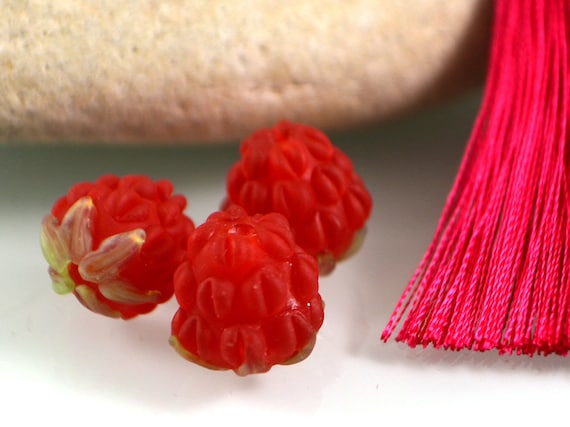 Red frosted berry beads, Lampwork berry, Glass berries, Glass berry beads, Frosted glass beads