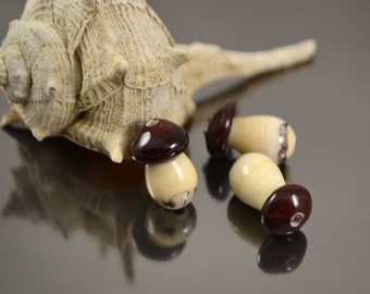 Paddenstoelkralen, lampglas, paddenstoelen, ambachtelijke mini-paddenstoelen, miniatuurzwammen, bos, hout, lente, bruin, zomergroenten, groenten, boletus