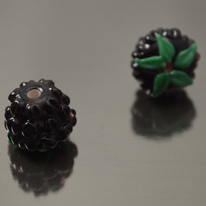 Berry handmade lampwork beads black forrest beads berries small fruits glass bramble dewberry blackberry lampwork delicious berries food