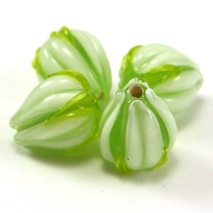Light green flower beads, Salad green flower beads, Green Floral Lampwork, Handmade glass beads, Lampwork flower,  Beads for jewelry