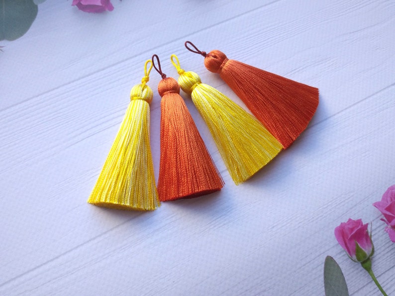 Small tassels Tiny tassels Cute tassels Short tassel Mini tassels 2 inches Bright ginger tassels with loop Rufous tassels