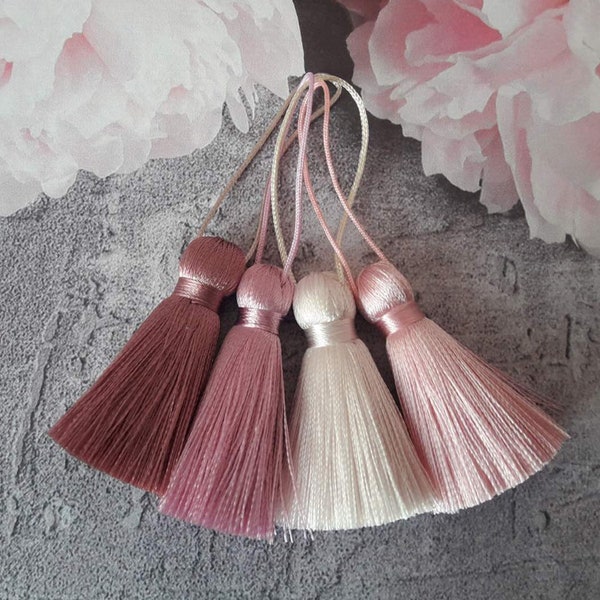 Small pink tassels, 1.57 inch (4cm) silk tassel, Lavender Pink tassel, Leather pink tassel, Jewelry tassel, Tiny tassel, Invitation  tassel