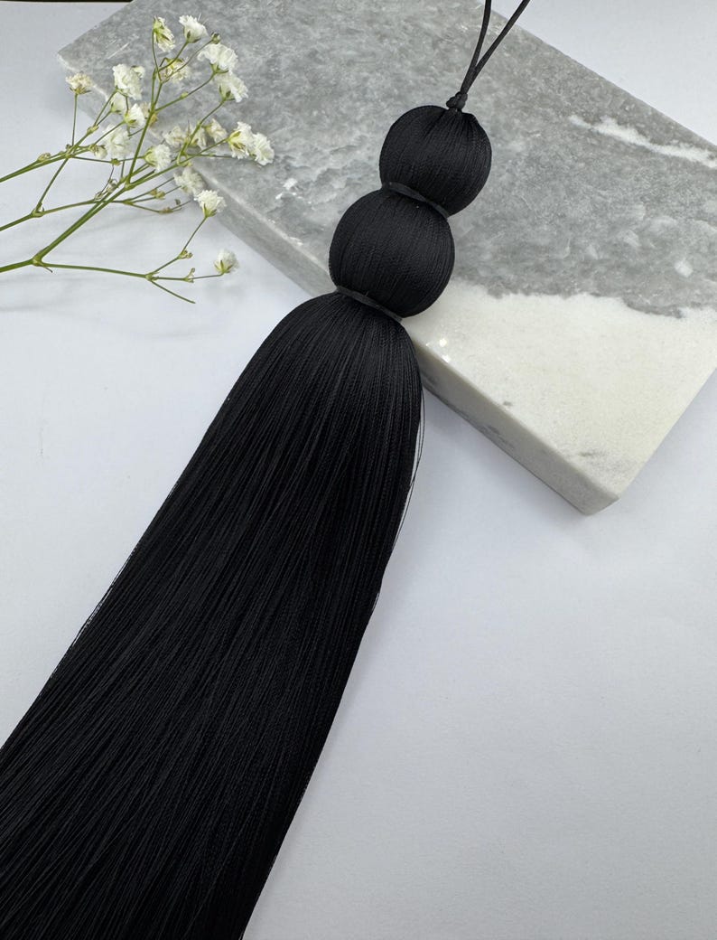 Photo inspiration: Decorative Sphere With Tassels Reference: Decorative 11 8 Inches 30Cm Mega Thick Silk Tassel With