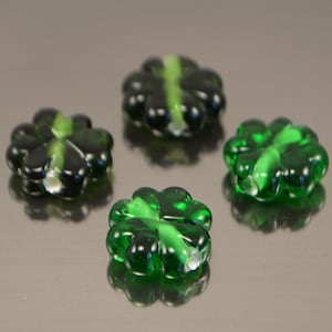 Green lampwork clover beads, Four leaf clover, Lucky clover beads, Handmade lampwork, Green emerald beads