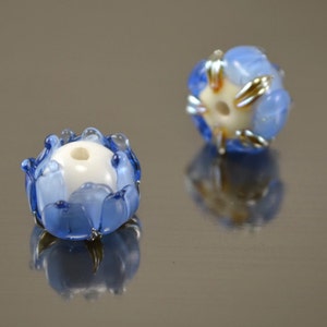 Lampwork beads Flower buds handmade glass beads artisan lampwork dark blue transparent petals gold leaf romantic wedding jewelry idea white