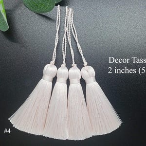 Borlas rosa claro de 2 polegadas, borlas de casamento, mini borlas de 5 cm, convite de borla feito à mão, decoração de borla, borlas pequenas rosa, atacado