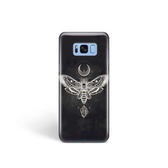 Moth pattern on dark grey Samsung S10 Case