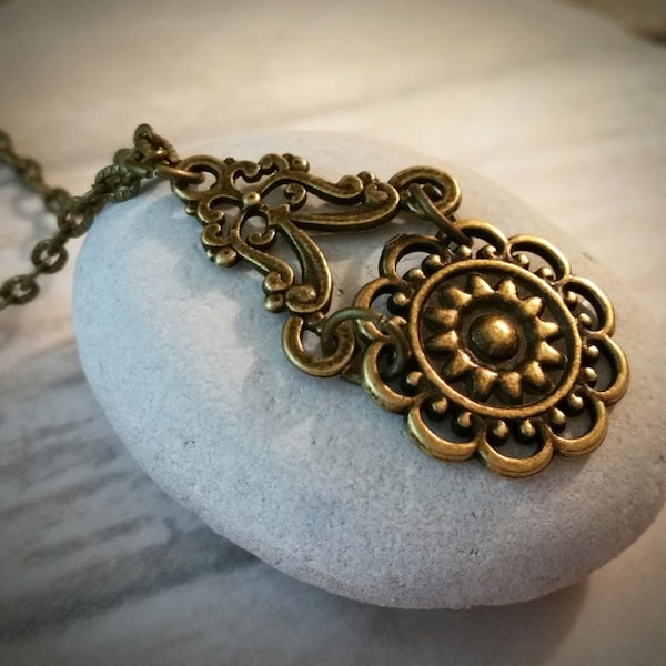 Vintage Necklace / Boho Necklace / Victorian Necklace / Bronze Necklace / Bohemian Necklace