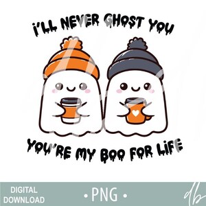 Pode incluir: Dois fantasmas de desenho animado usando chap&eacute;us de inverno e segurando x&iacute;caras de caf&eacute;. O texto "Eu nunca vou te abandonar, voc&ecirc; &eacute; meu boo para sempre" est&aacute; escrito em uma fonte que pinga.