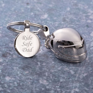 Personalised Motorbike Helmet Keyring/Keychain - Engraved