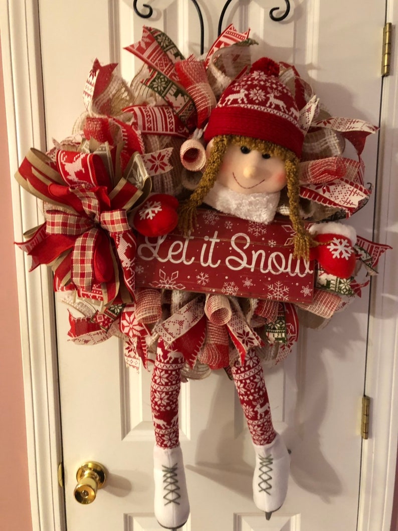 Winter snowman ice skater everyday wreath