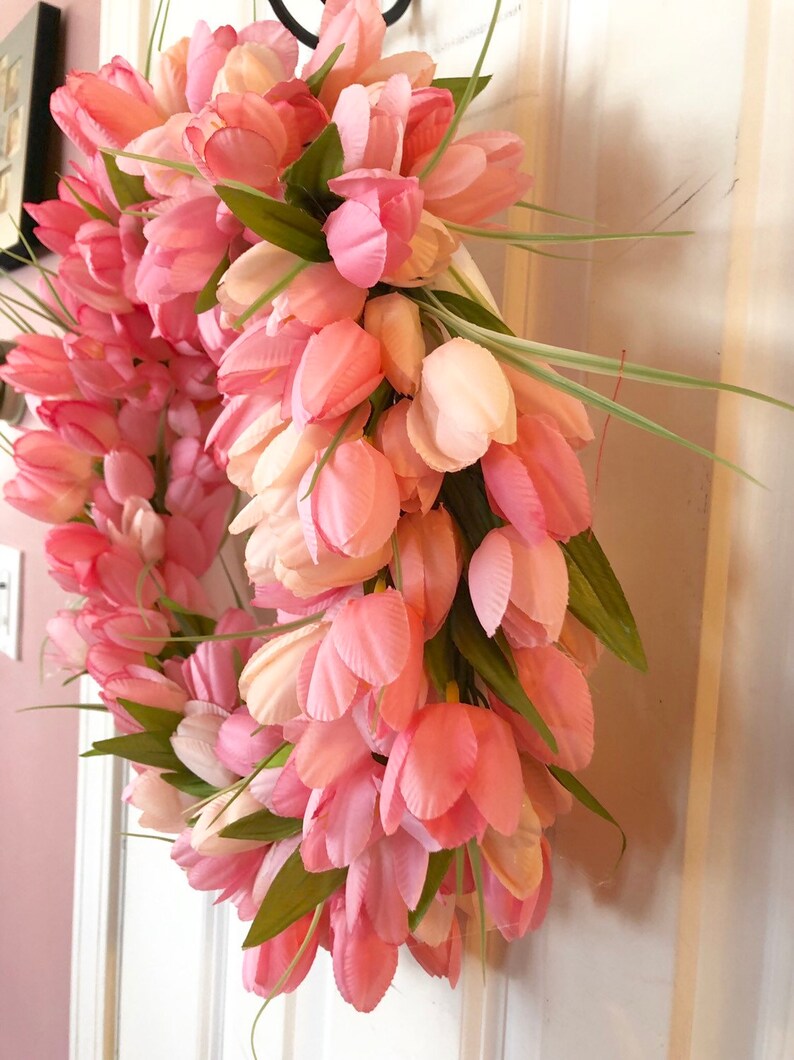 Tulip spring everyday wreath centerpiece,