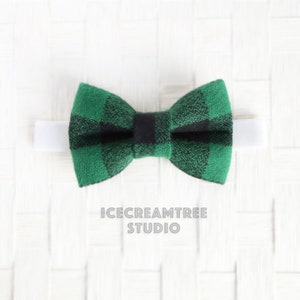 Flannel Black Green Buffalo Plaid Bow Tie - Bow Tie Elastic Pet Collar, Dog Bowtie Collar, Cat Bowtie Collar, Pet Collar Necklace