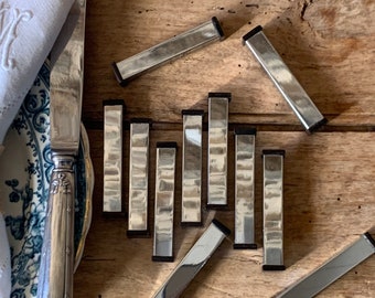 11 porte couteaux en métal argenté et bois  , porte couteaux métal art de la table