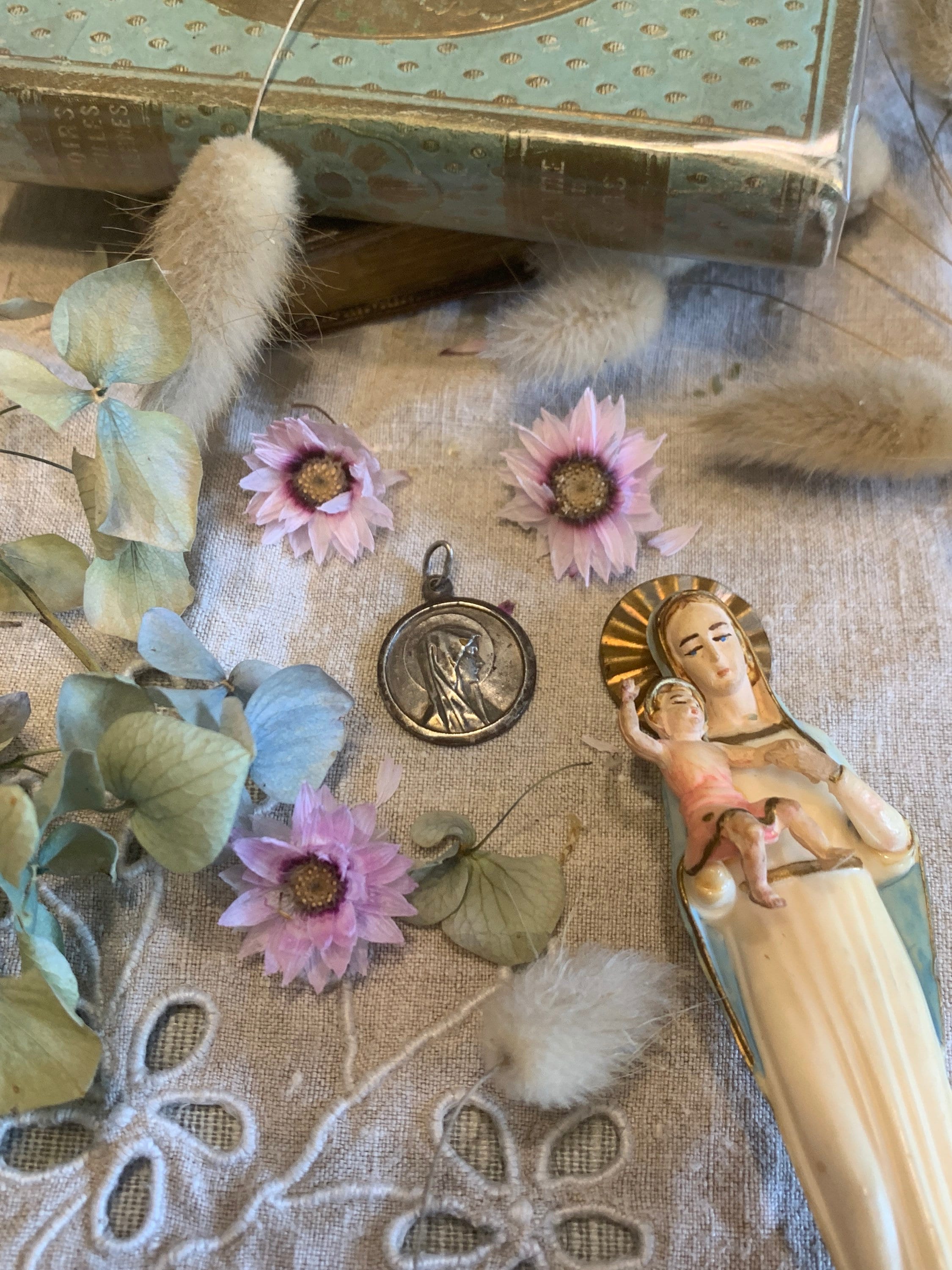 Médaille Notre Dame de Lourdes, Médaille Lourdes, Lourdes, Médaille Religieuse, Medal, Religious Med