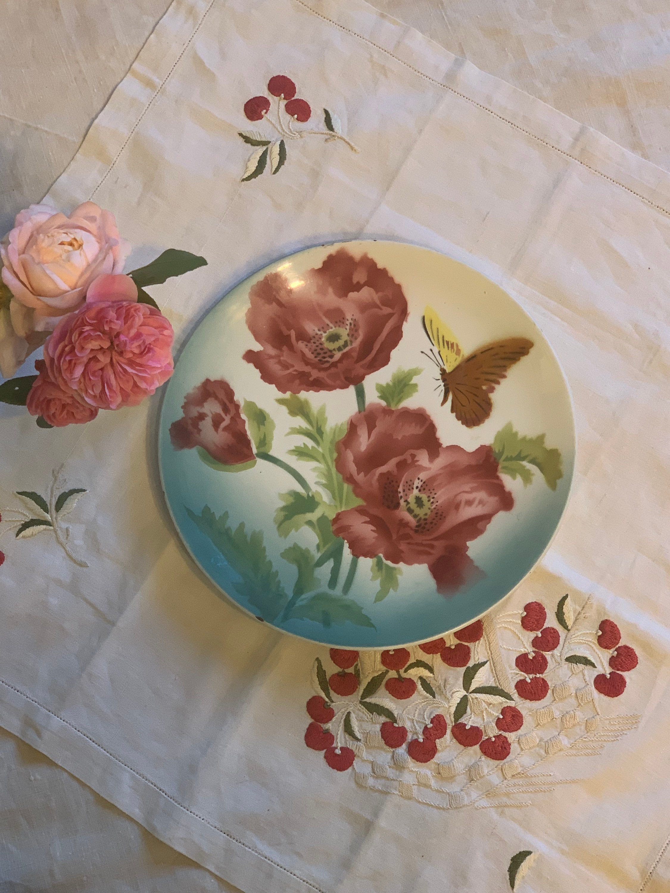 Plat Rond Décoratif Saint Amand Modèle Pavot, Faience Fleurie, Pavot, Plat , Dis , Deep Dish , Campa