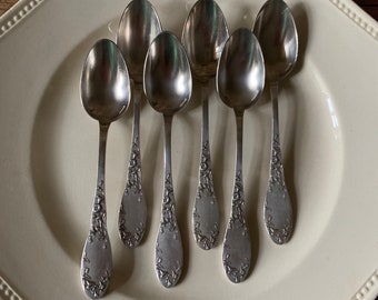 6 small silver metal dessert spoons in old rocaille style signed Boulenger, small silver metal spoons
