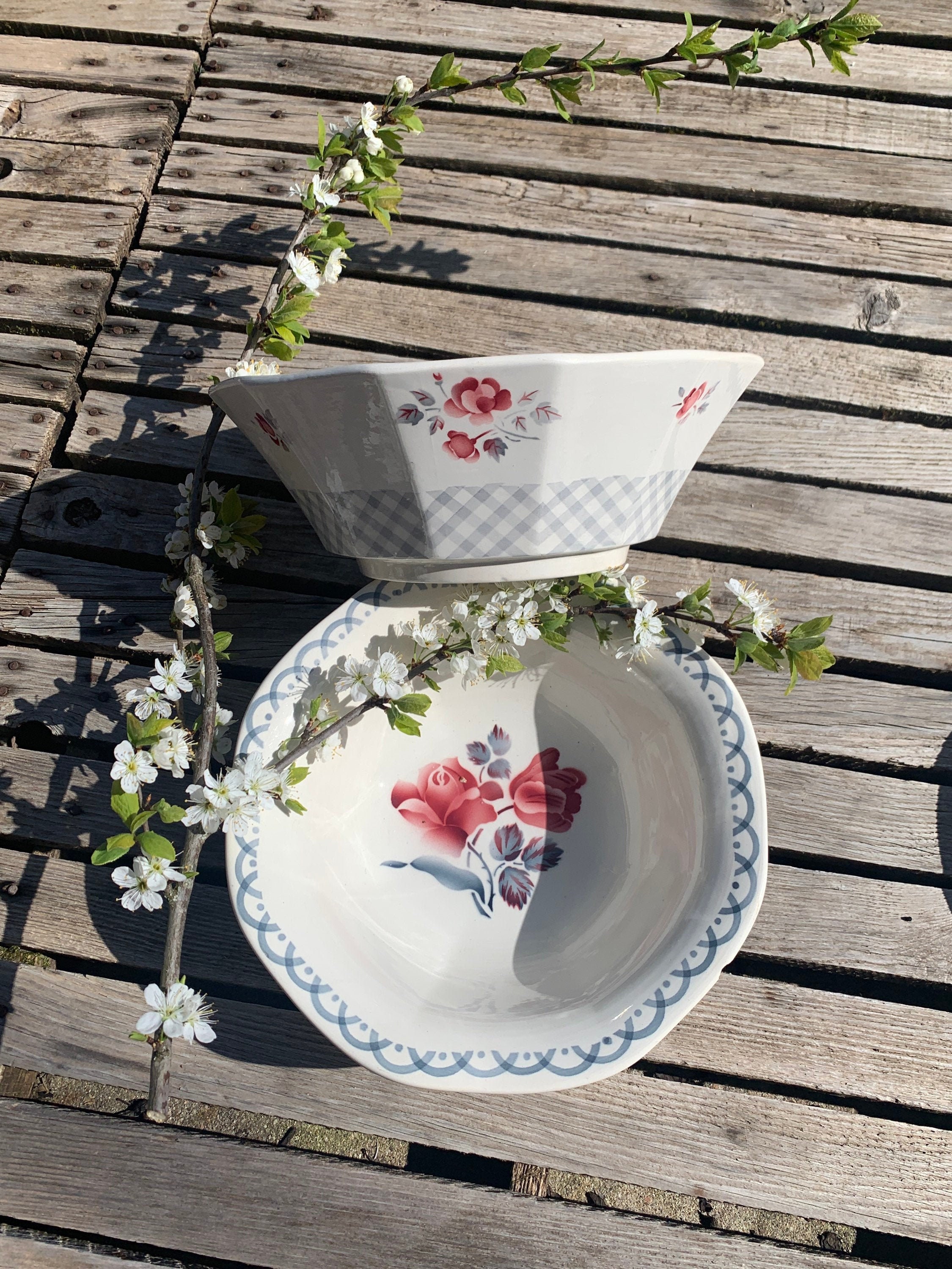 Saladier Rond Digoin Modèle Cannes et Bastia, Digoin, Faience, Faience Fleurie, Plat, Dis , Deep Dis