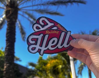 Toppa Raising Hell, toppa termoadesiva, toppa da cucire, toppa ricamata, toppa ricamata, Raising Hell, toppe divertenti, patchwork personalizzato
