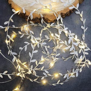 Guirnalda de luces plateadas - Centro de mesa rústico navideño - Decoración festiva para el hogar - Guirnalda de luces para chimenea