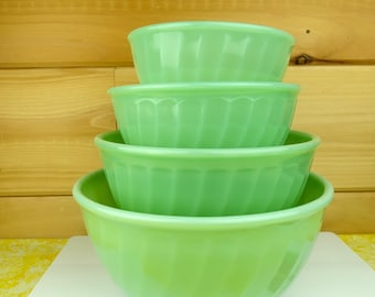 4 Fire King Mixing Bowls, Jadeite Swirl, 6", 7", 8", 9"
