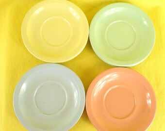 Details about   4 Vintage Texas Ware Yellow Plastic Melamine Melmac Plates Round Picnic 