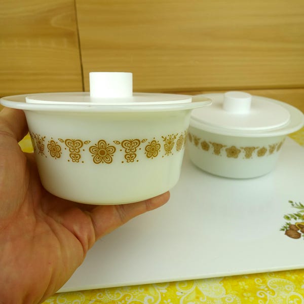 1 Pyrex Butter Dish, Butterfly Gold, Round for Parkay Promotion, with New Cover, 1970s