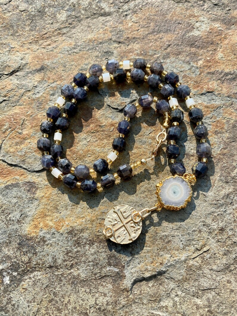 Short Gray Blue Stone Necklace | Gold Coin Charm | Unique Bead Necklace, Mixed Stone Quartz shops | Popular Jewelry | Cross Necklace