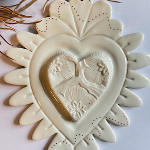 Ceramic votive offering/Sacred heart/Wall decoration/Love/Porcelain Valentine&#39;s Day/Gr-Gr/Lucky charm/Good fortune/Luck/Protection.