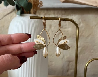 Trendy Boho Chic gold Leonore earrings | wedding earrings | Wedding witness gift | refined bridal jewelry | bridal