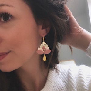 AMALIA rose gold earrings, floral jewelry, pastel summer jewelry | wedding outfit earrings | Customizable gift