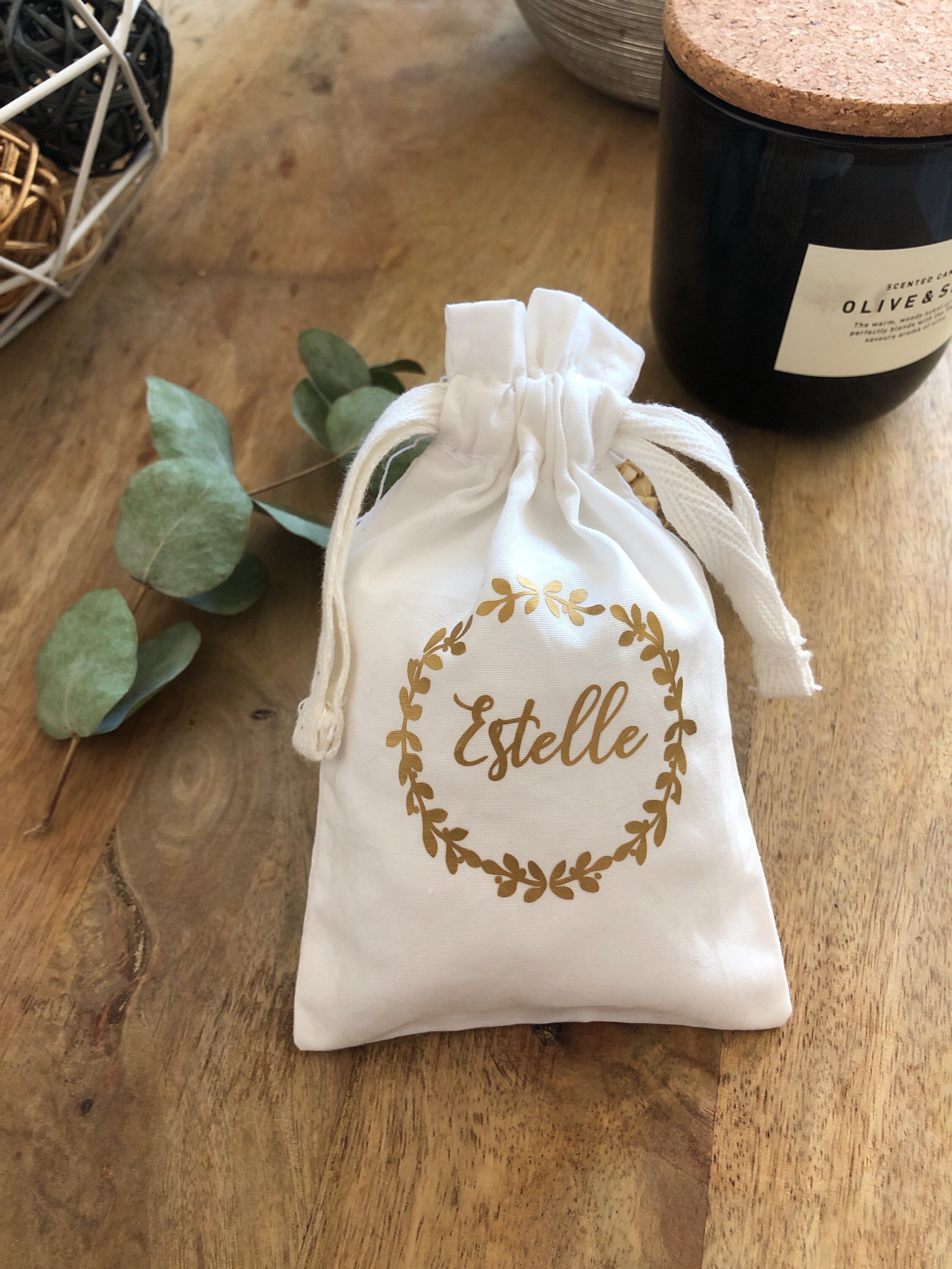 personalized gift packaging