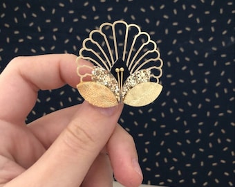 Broche fleur | broche bleu marine et doré paillette | Broche paillettes | Cadeau Noël pour femme | Cadeau fête des mères